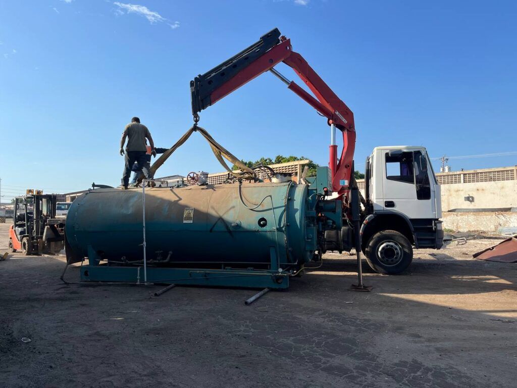 Camion grua 5 ton. alquiler de grua en maracaibo.