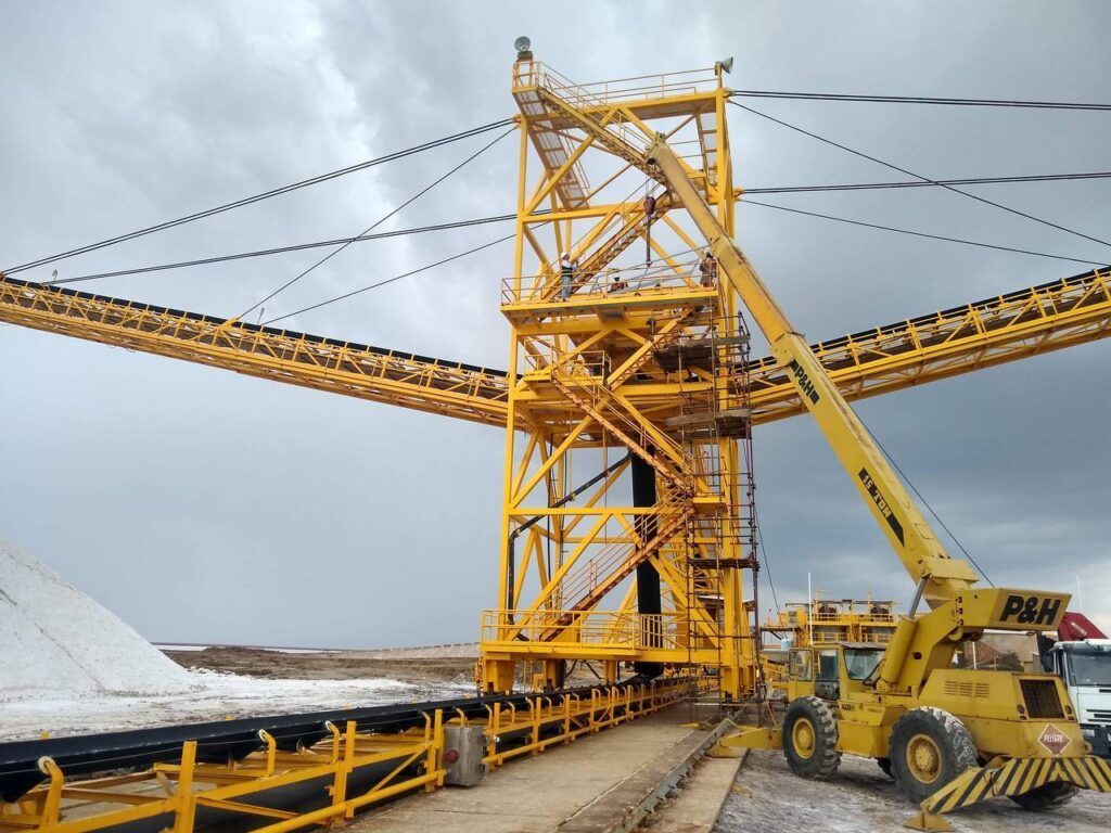 Grúa de 15 ton. alquiler de grua en maracaibo